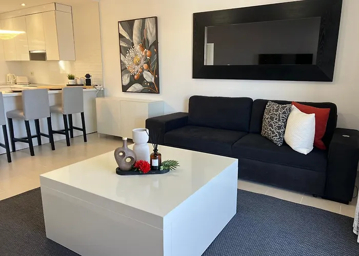 Golden View Apartment *