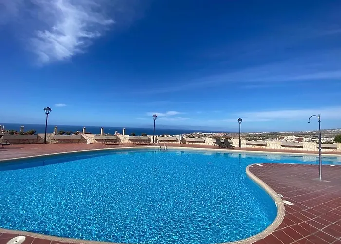 Golden View Apartment *